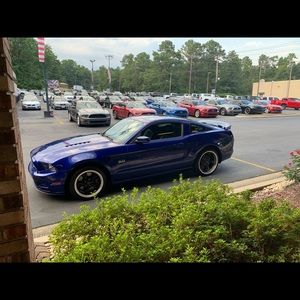 Meet your Posher, Christopher